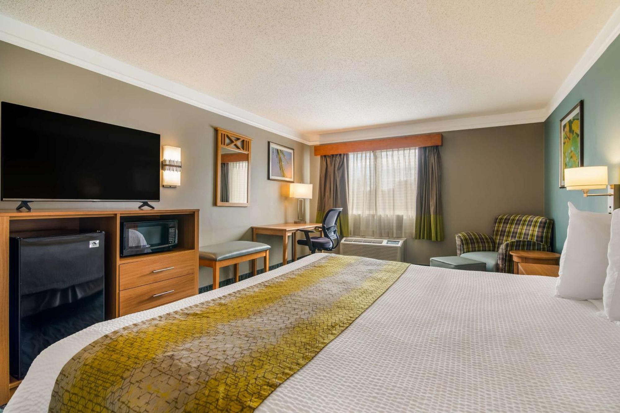 Best Western Plus Executive Court Inn & Conference Center Manchester Eksteriør billede