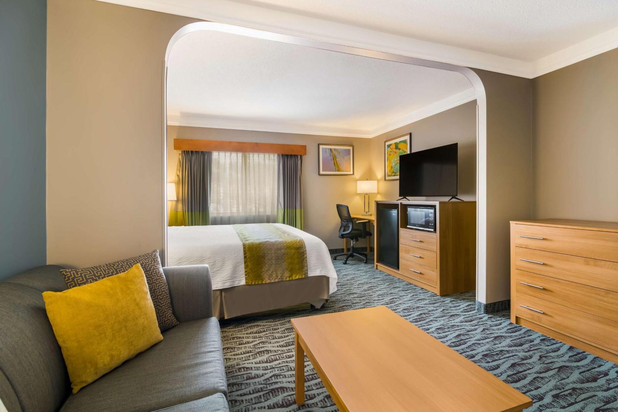 Best Western Plus Executive Court Inn & Conference Center Manchester Eksteriør billede